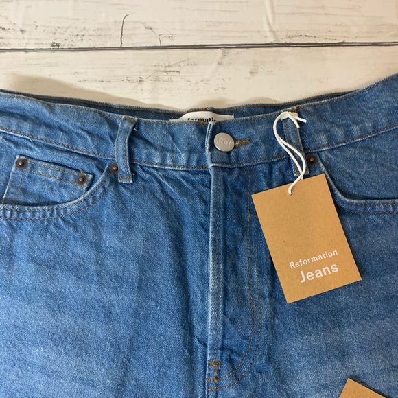 Reformation Dixie high rise jean short MYKONOS 25 - Picture 5 of 10